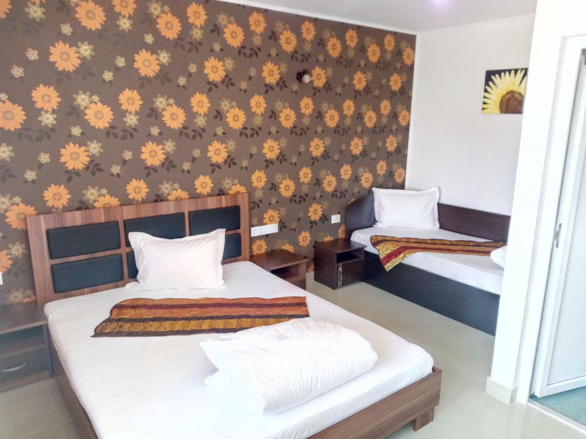 Camere De Inchiriat Carpati Hunedoara Luaran gambar