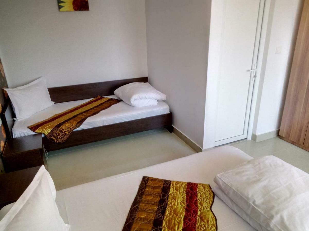 Camere De Inchiriat Carpati Hunedoara Luaran gambar