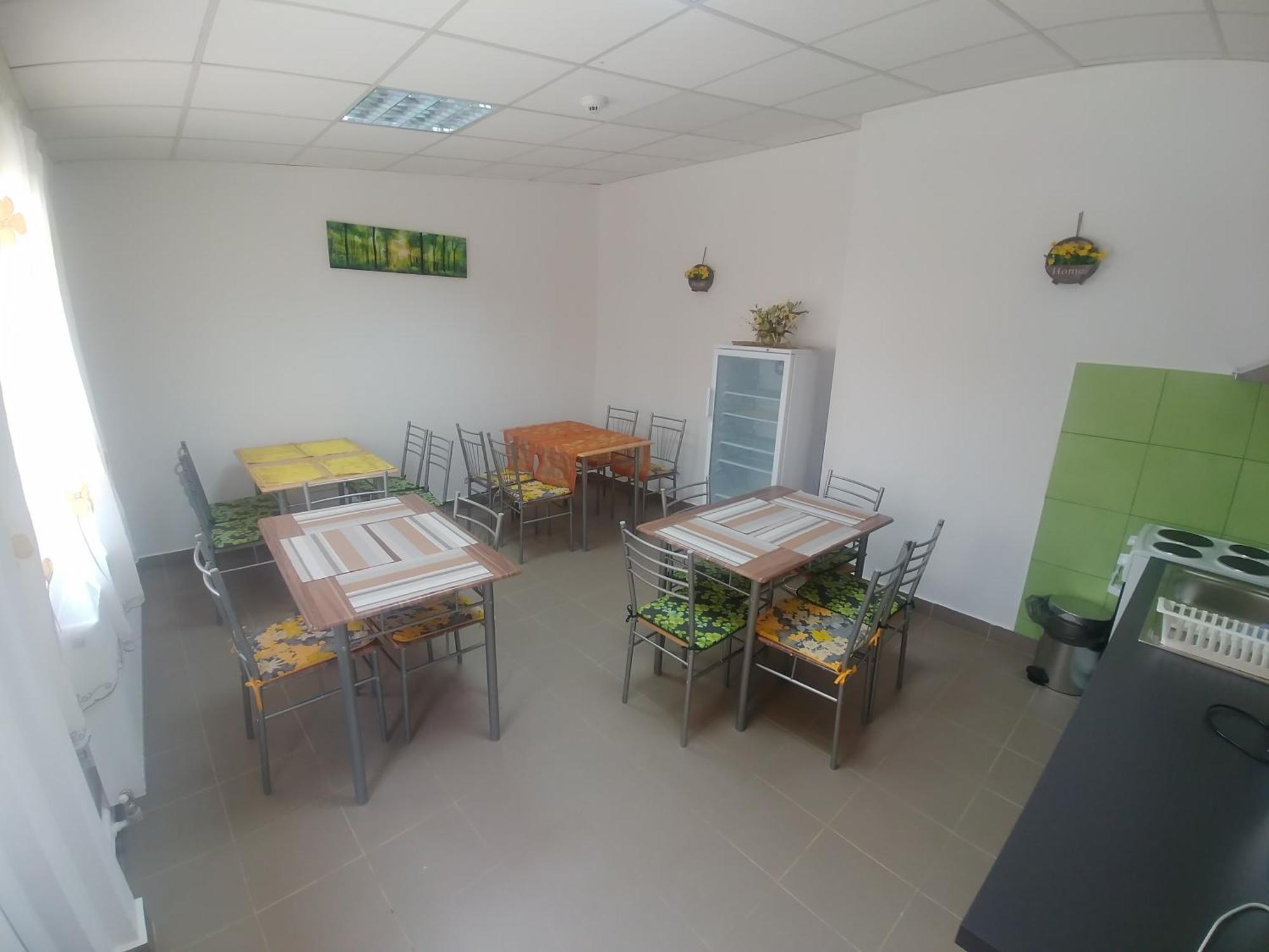 Camere De Inchiriat Carpati Hunedoara Luaran gambar